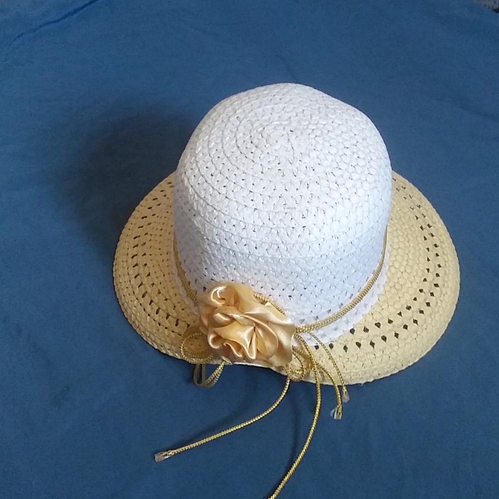 Hat - Picture 2 of 4
